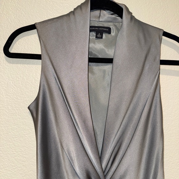 Banana Republic Silk Dress midi dress - Picture 6 of 11